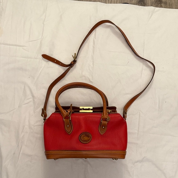 Dooney & Bourke Red and Tan Satchel doctor bag vintage leather - Picture 16 of 17